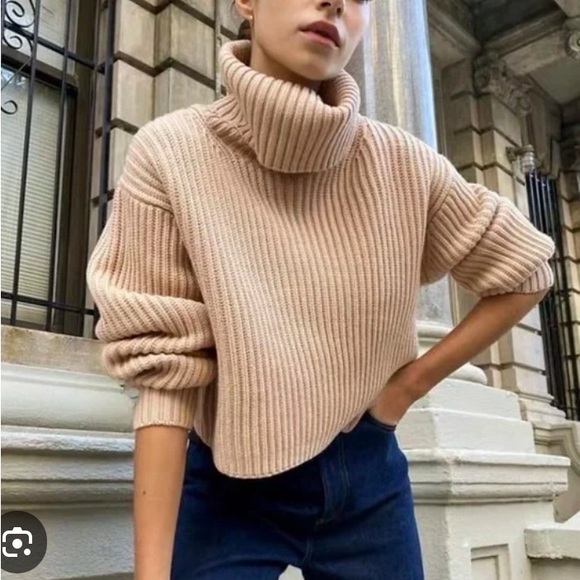 Babaton⭐️Guell Pink Sweater♥️EUC - Picture 4 of 15